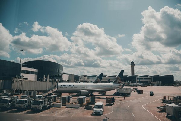 Quels sont les conseils pour une randonnée dans les sentiers de l'île de La Réunion?